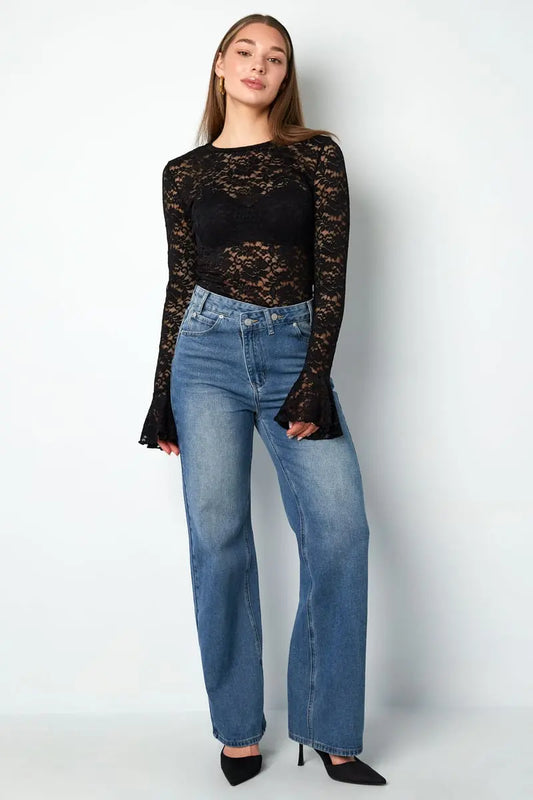 Denim jeans zip up