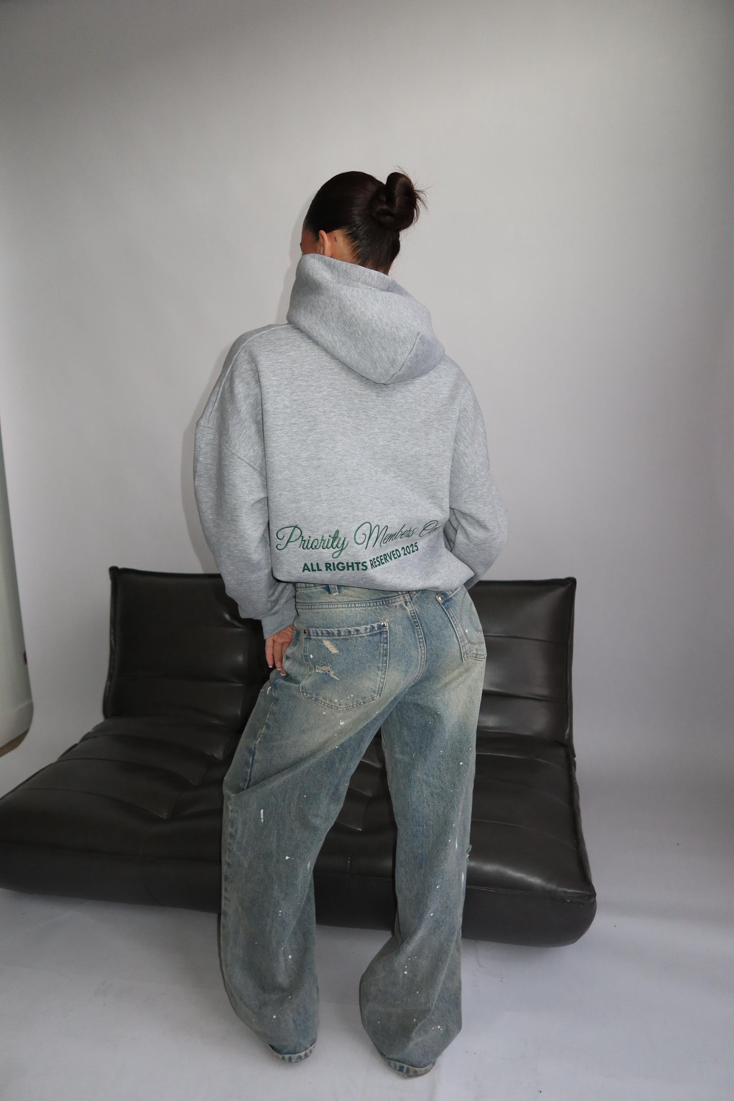 Priority hoodie grijs