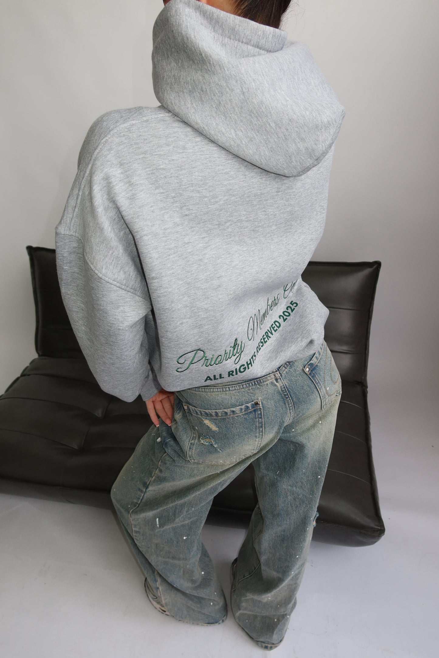 Priority hoodie grijs